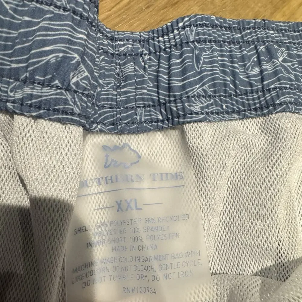 Southern Tide Whale Print Swim Trunks Men’s XXL Blue Board Shorts NWT